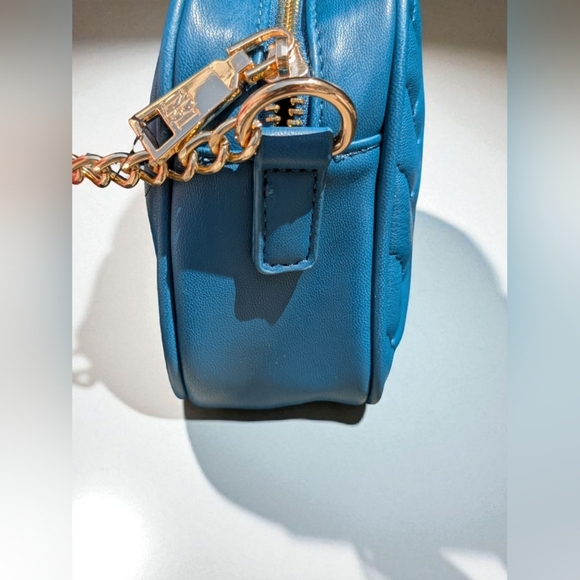 BADGLEY MISCHKA - Quilted Camera Bag - Vegan Leather Dark Green (New) - Picture 4 of 10